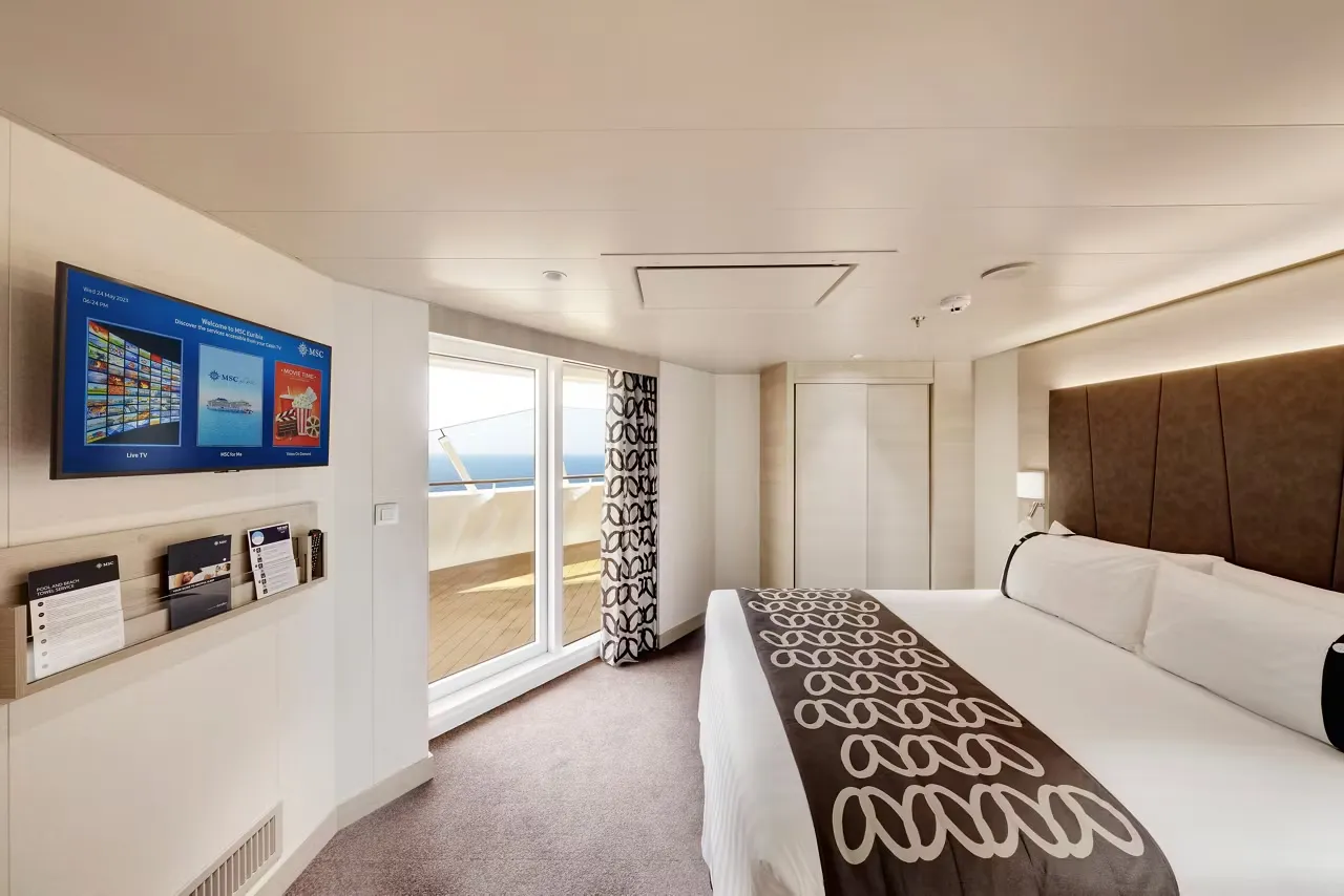 Grand Suite Aurea with Terrace and Whirlpool (스위트 객실 · MSC 크루즈 · MSC Euribia)