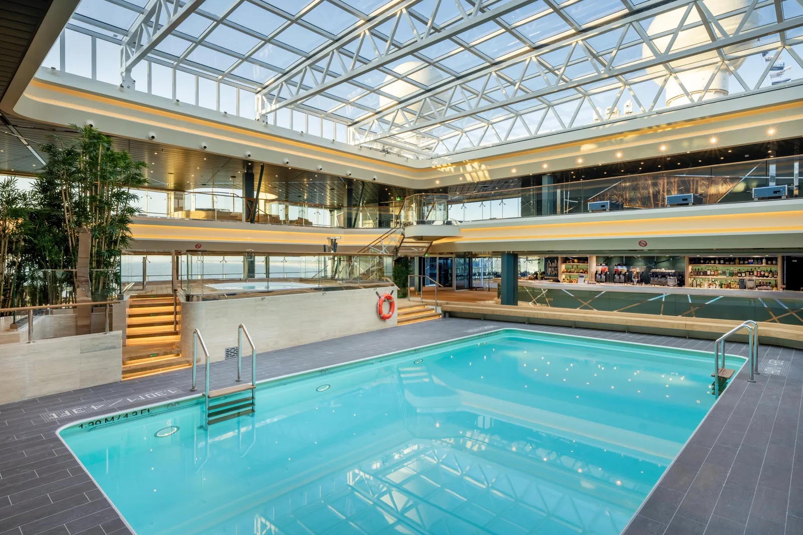 Bamboo Pool에서 바다 풍경 감상 사진