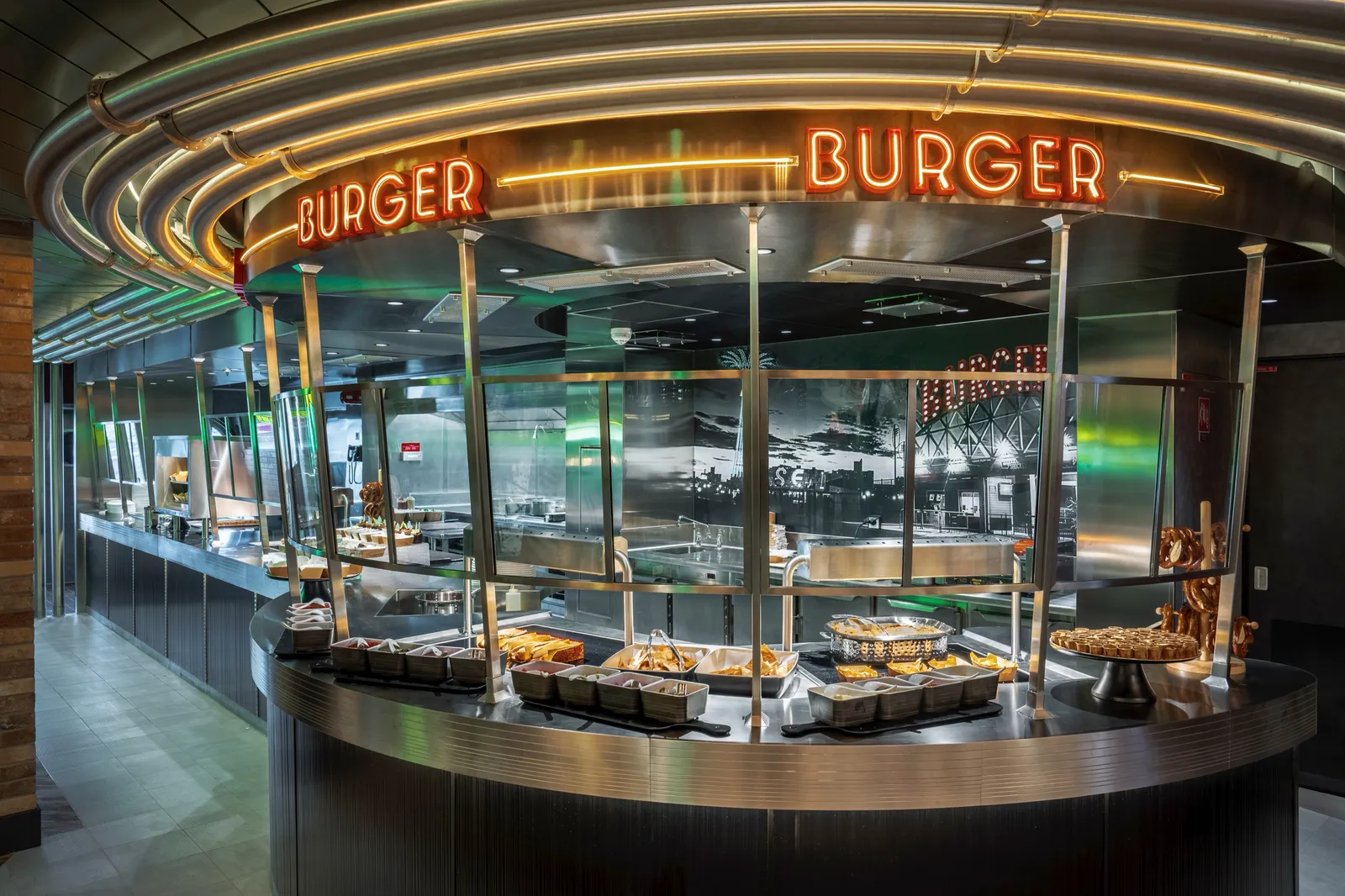 Pizza & Burger (선상 레스토랑 · MSC 크루즈 · MSC World Europa)