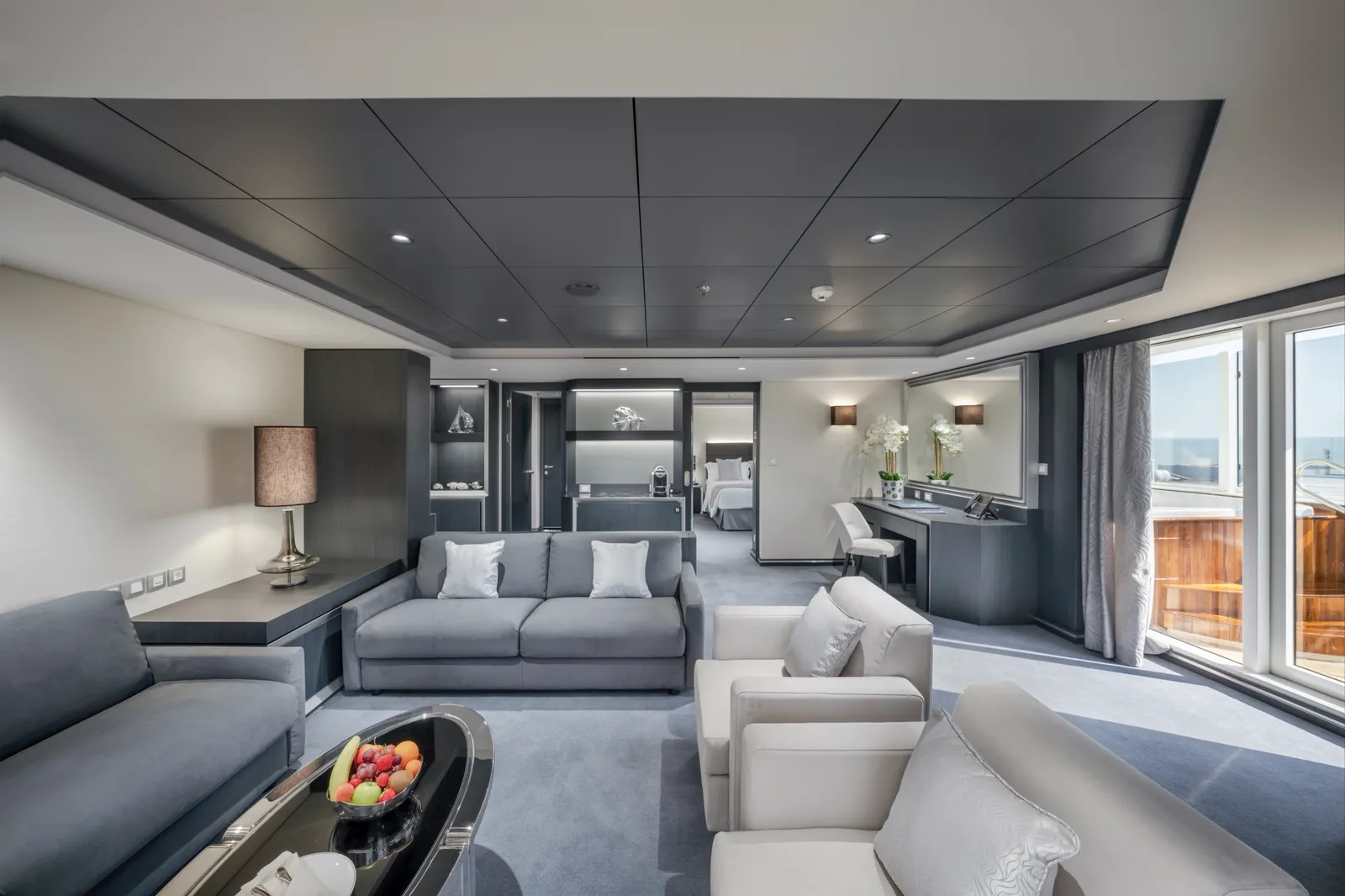 MSC Yacht Club Royal Suite (스위트 객실 · MSC 크루즈 · MSC Euribia)