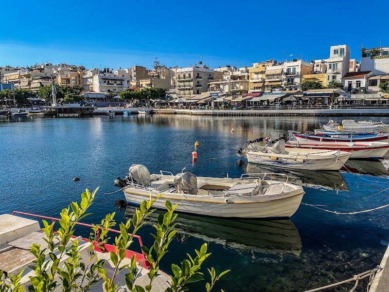 Lake Voulismeni 사진